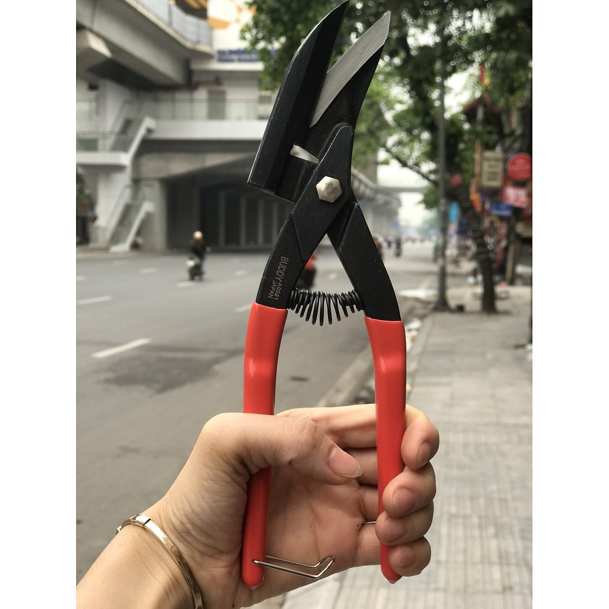 Kéo cắt tôn công nghệ Nhật Bản Buddy A0021 Kéo cắt tôn lưỡi kéo chéo