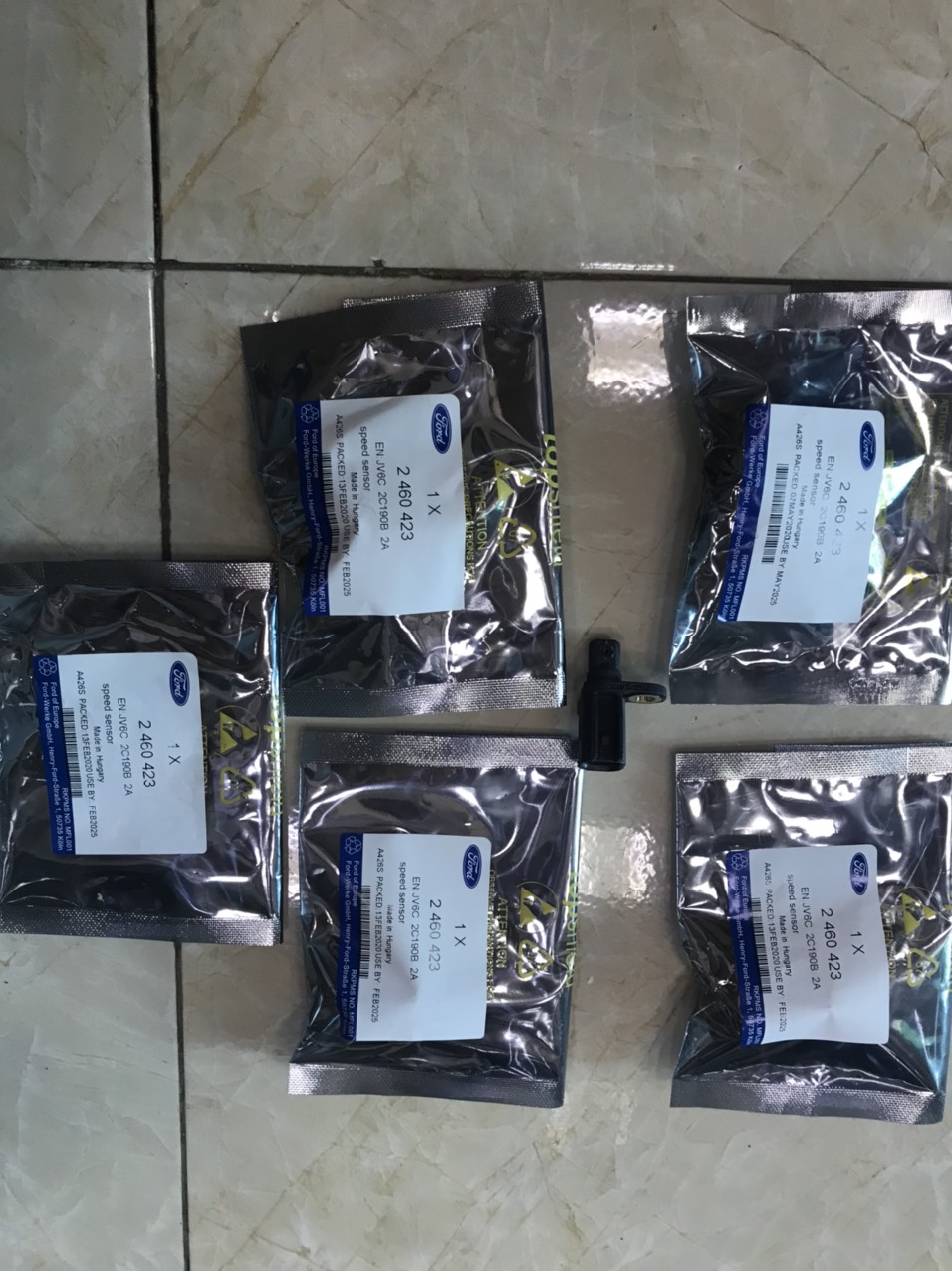 CẢM BIẾN ABS SAU FORD FOCUS 13-19 – AV6T2B372EC