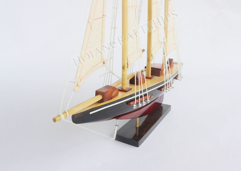 Mô hình thuyền gỗ trang trí Atlantic kem (dài 30cm)