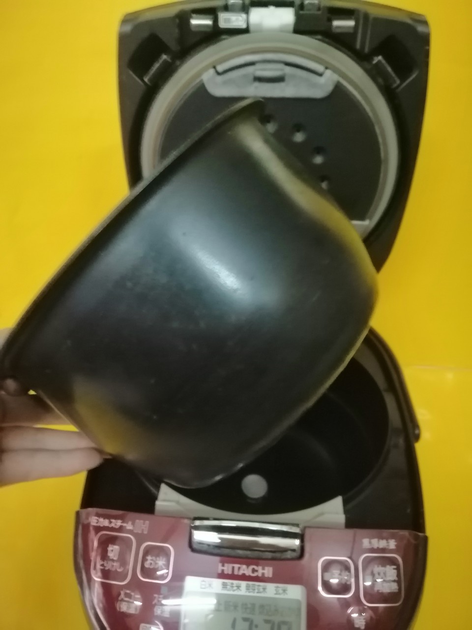 Nồi cơm nội địa Nhật HITACHI áp suất (1.0L) RZ-SR10J (2005195) đỏ