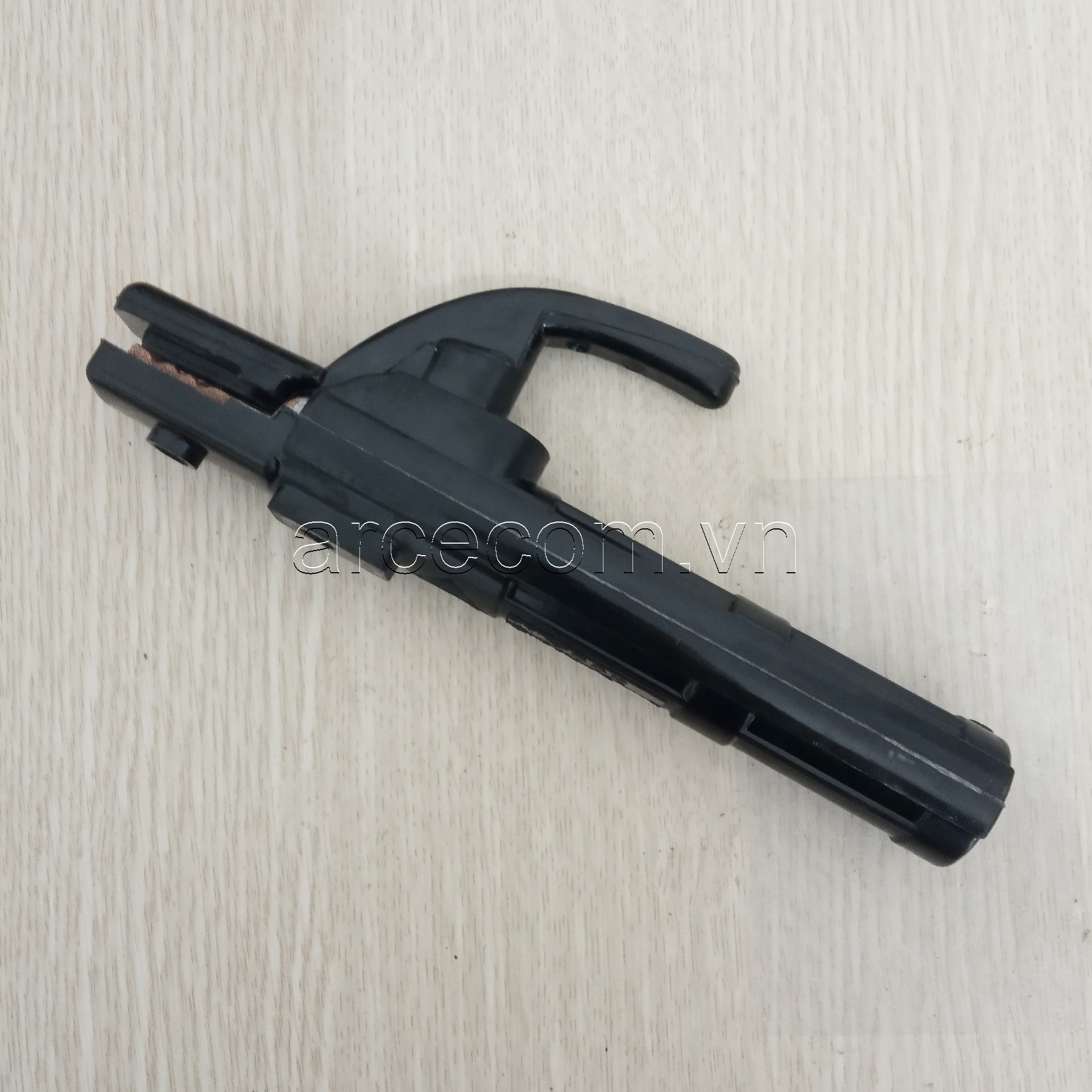 Kìm hàn 300A đen, má bằng đồng đúc