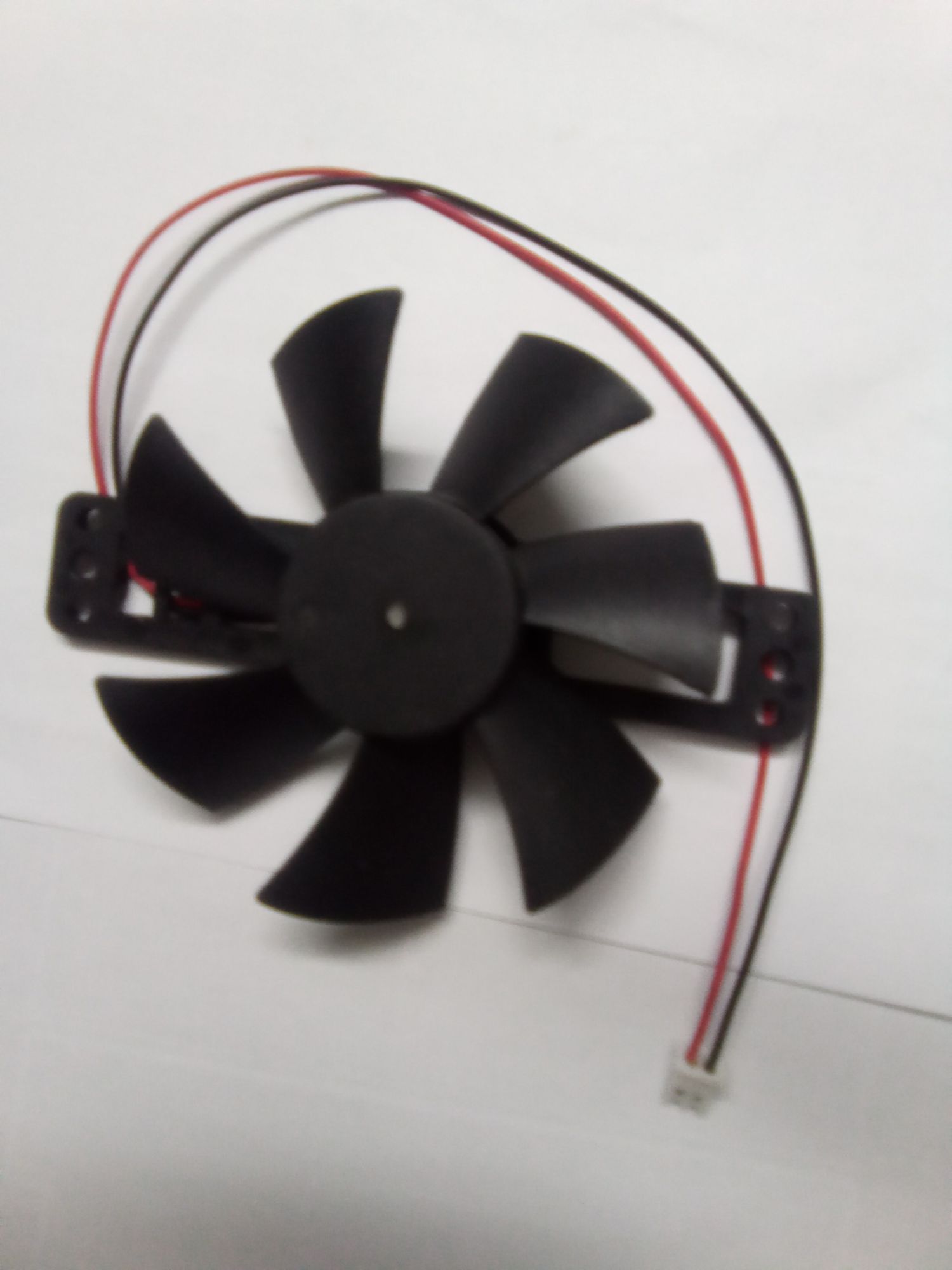 Quạt bép tu 18v duong kinh cánh 8,5 cm