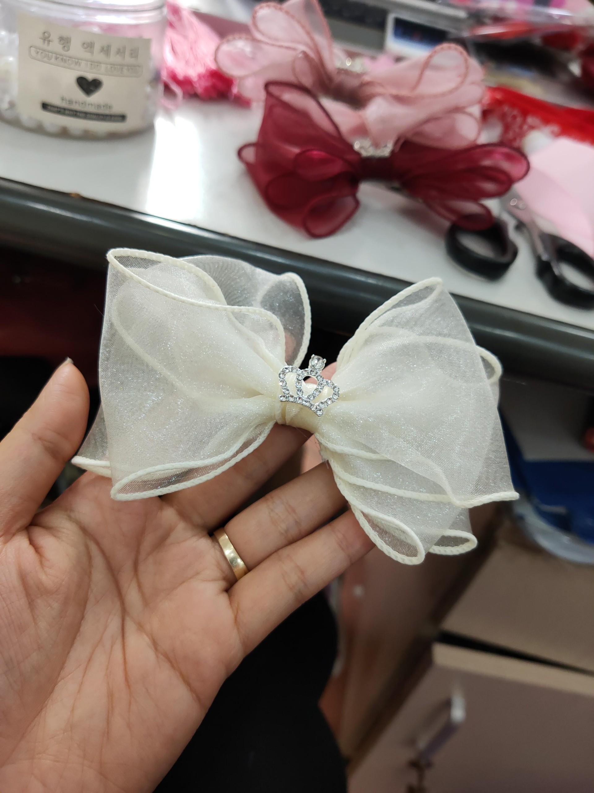 B406 Kẹp tóc nơ vương miện