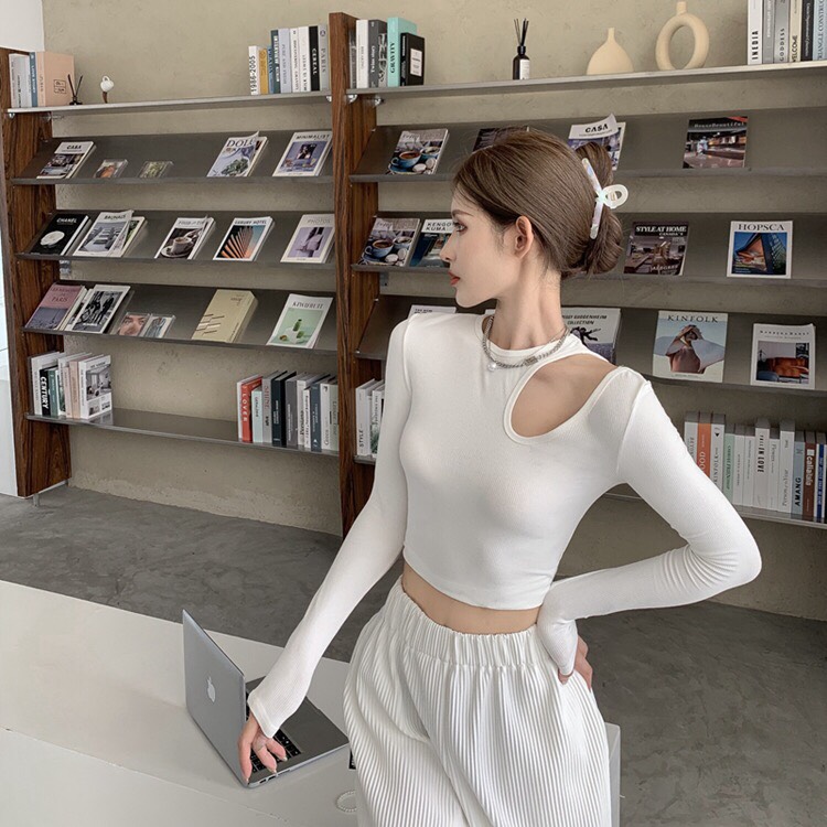 Áo kiểu croptop ôm body khoét vai 2 màu sang chảnh/ Áo thun cổ tròn tay dài hở vai quyến rũ thời trang nữ