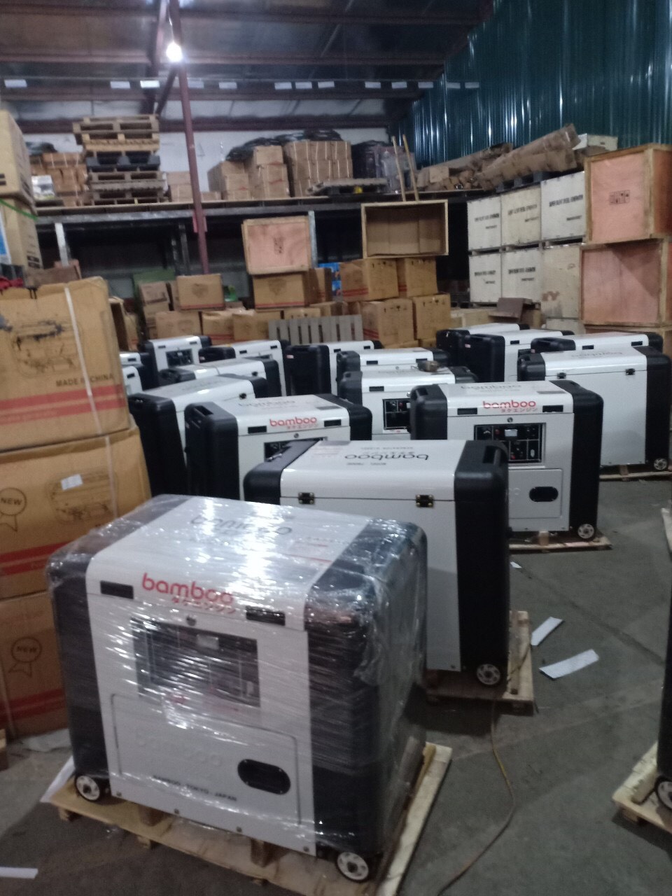 Máy Phát Điện Chạy Dầu 5kw Bamboo 7800E