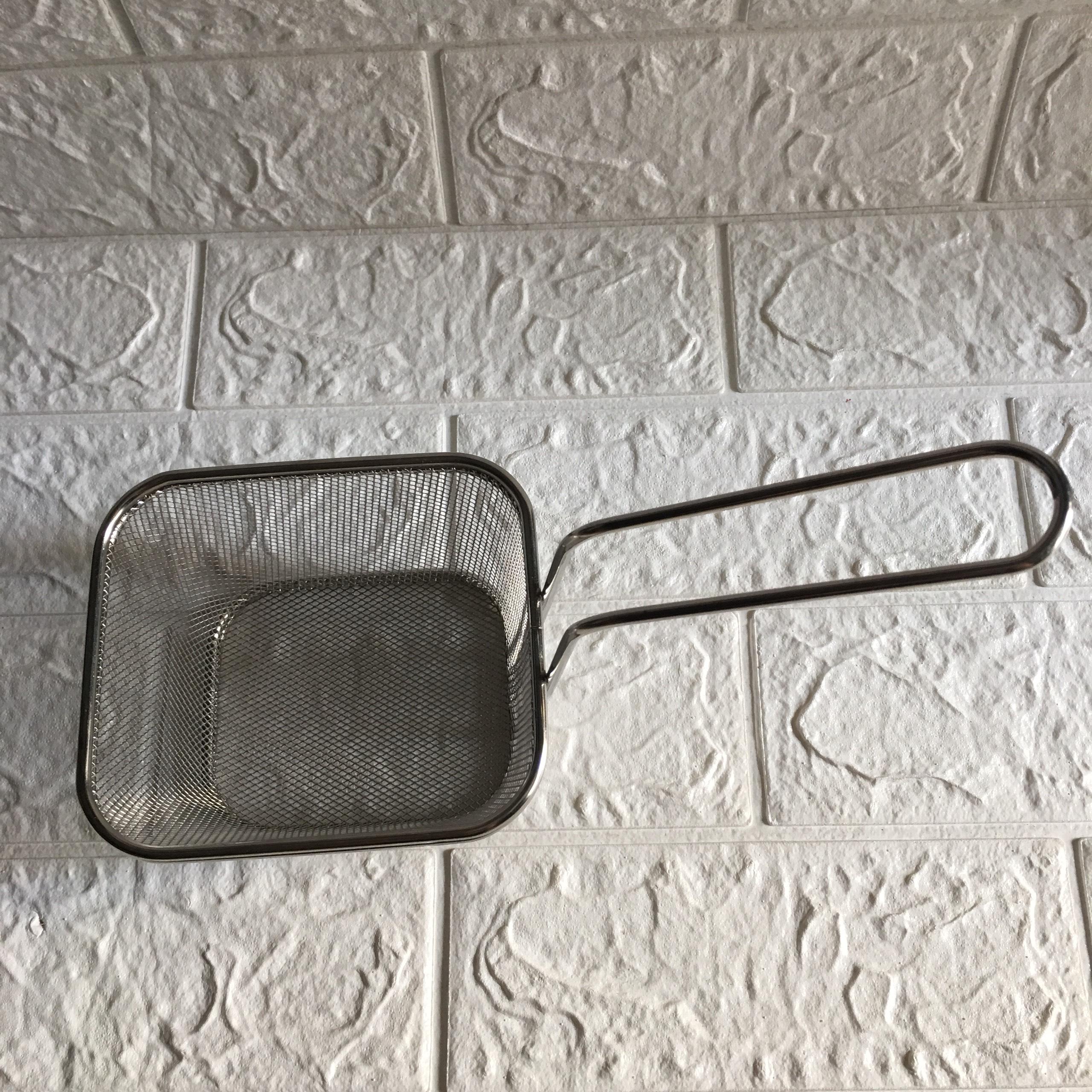 Rổ lưới Inox vuông tròn dùng cho nhà bếp.
