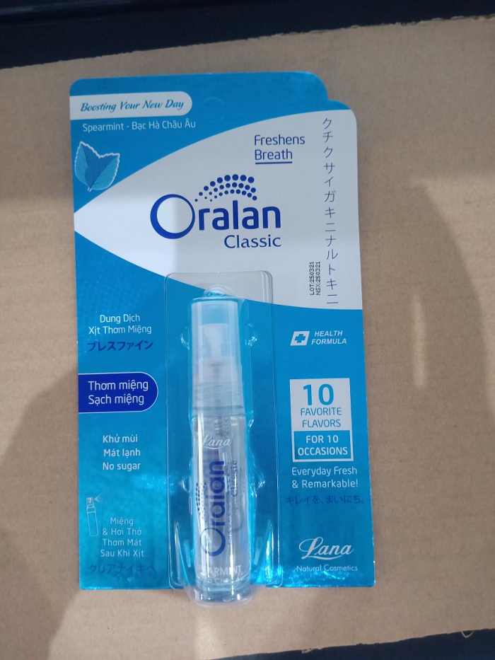 Xịt thơm miệng Lana Oralan Classic 8ml (YooWe)