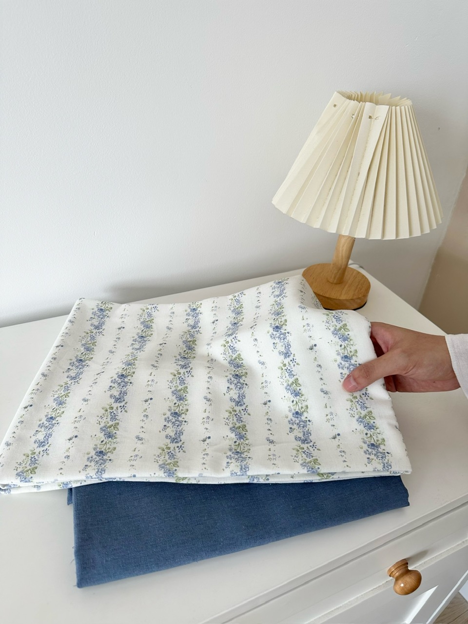 Vải Linen Bột Hoạ Tiết HOA DÂY XANH Mềm Mại Độ Dày Vừa Đủ Chất Liệu An Toàn Cho Da - Nhà Vải Linen