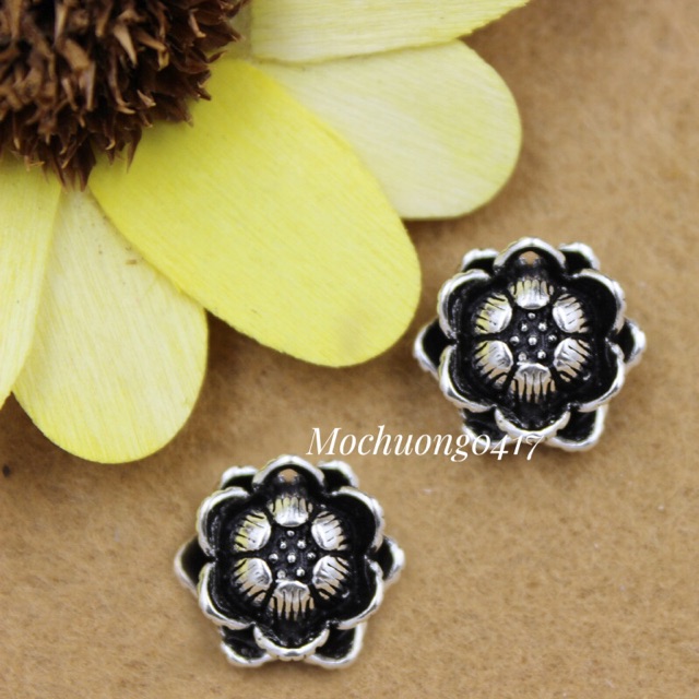 Charm bạc thái hoa sen