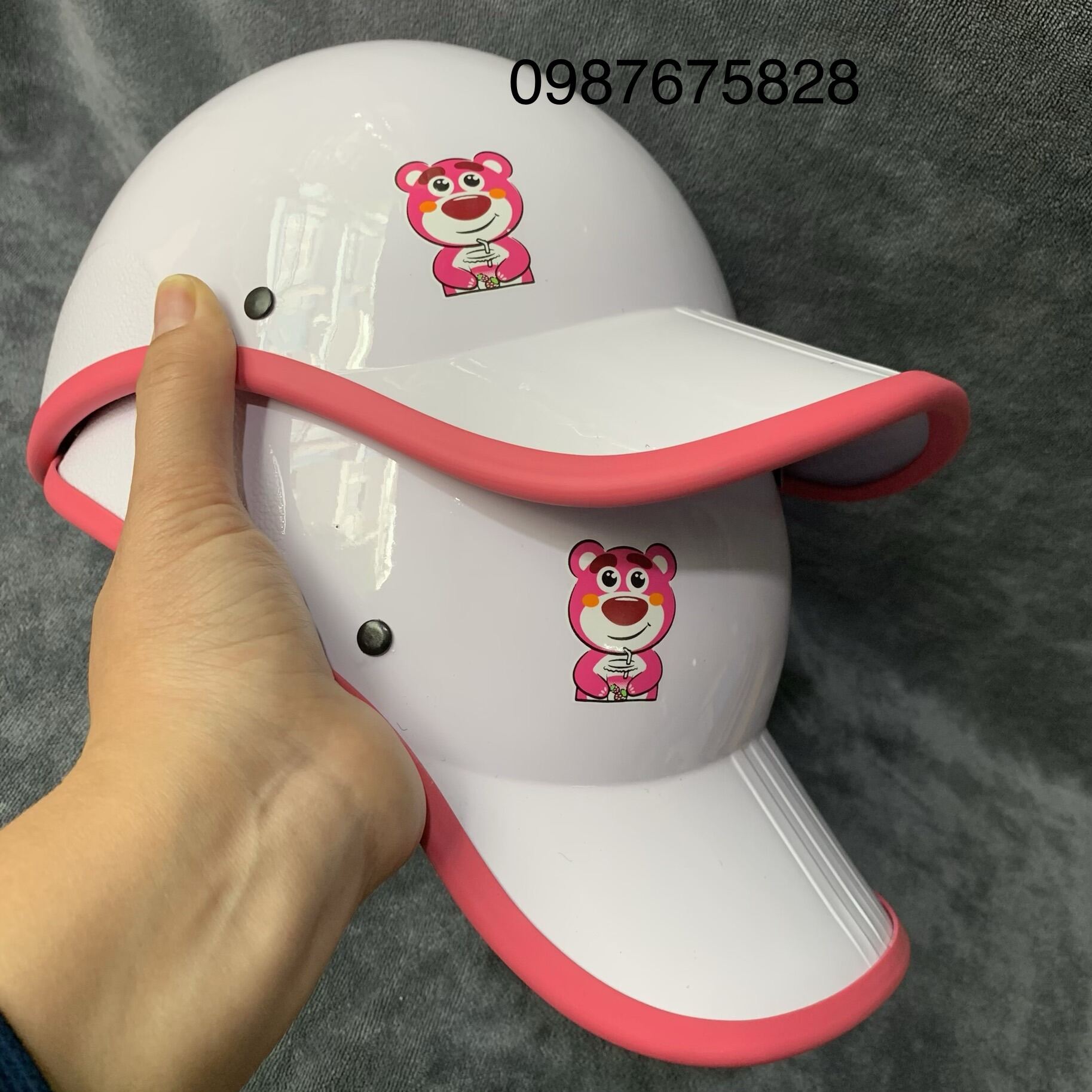 Mẫu MỚI Nón bảo hiểm kết gấu dâu