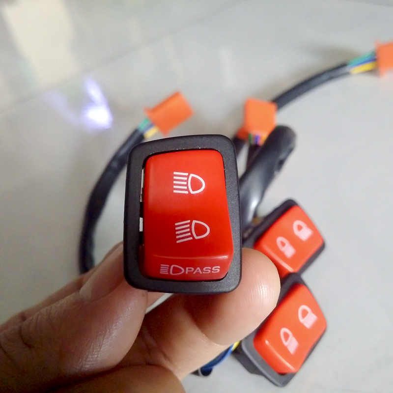 Công tắc Passing Đá Pha Cos cho xe YAMAHA (màu đỏ)