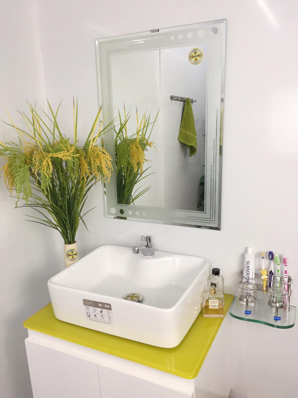 [HCM]Gương soi pha lê KIBATH 104 KT 50x70cm