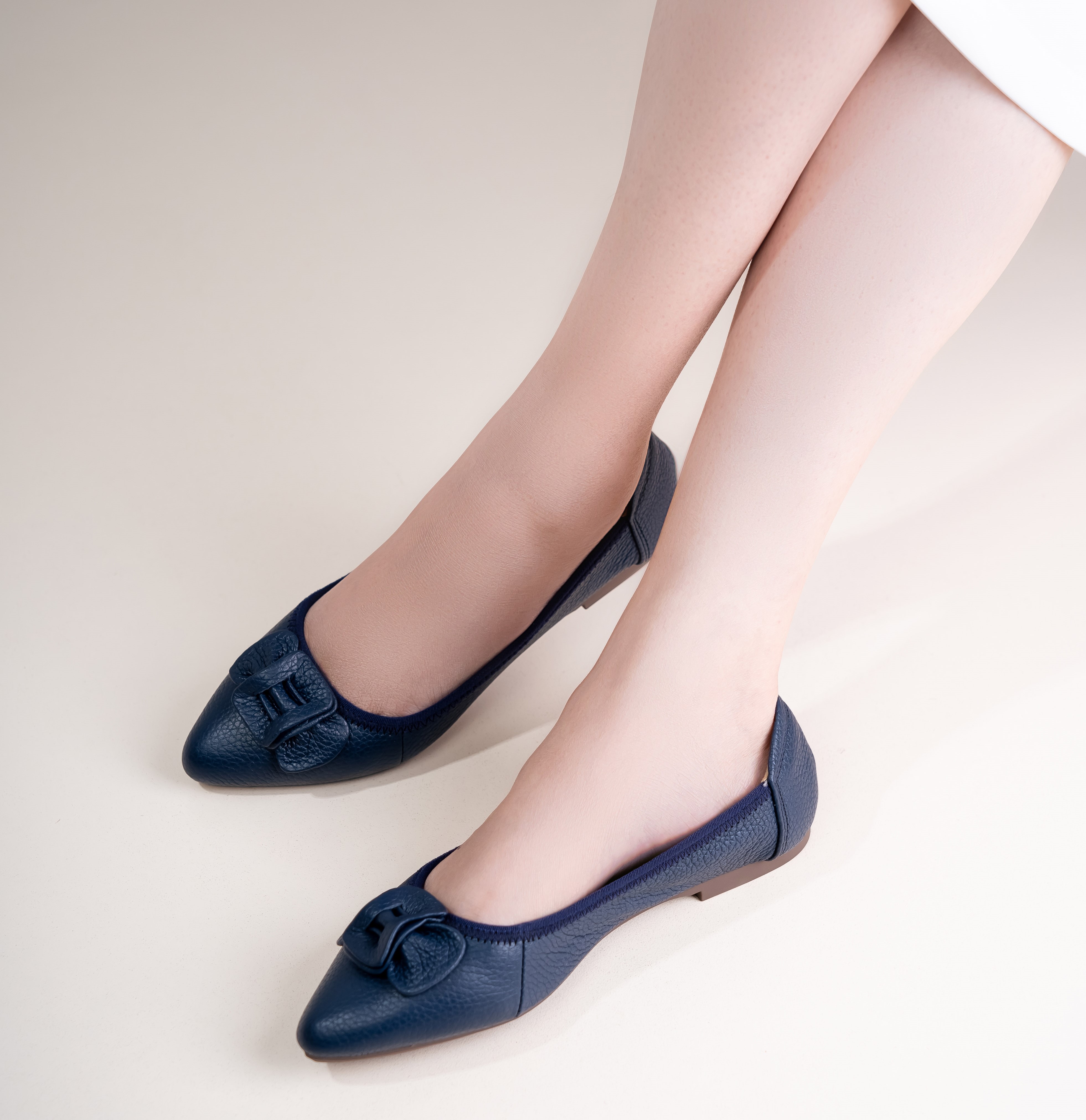Giày Búp Bê Nữ Mũi Nhọn Gắn Nơ Pixie P126