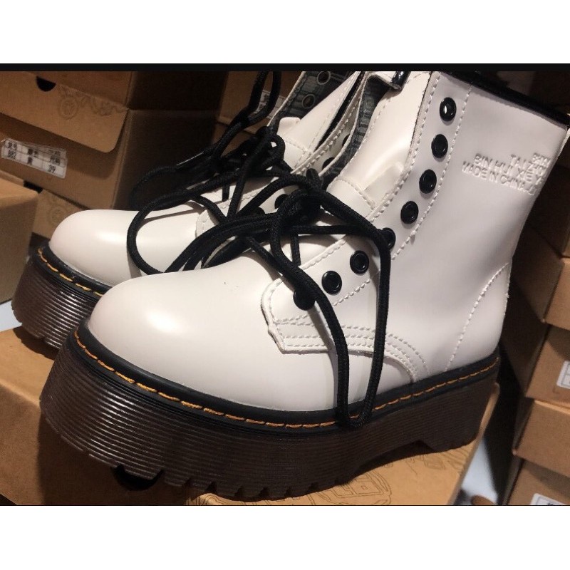 Giày Basic Boot Ulzzang DR Cao Cấp đế 5p sườn khoá zip CÓ DẬP CHỮ Ở CỔ