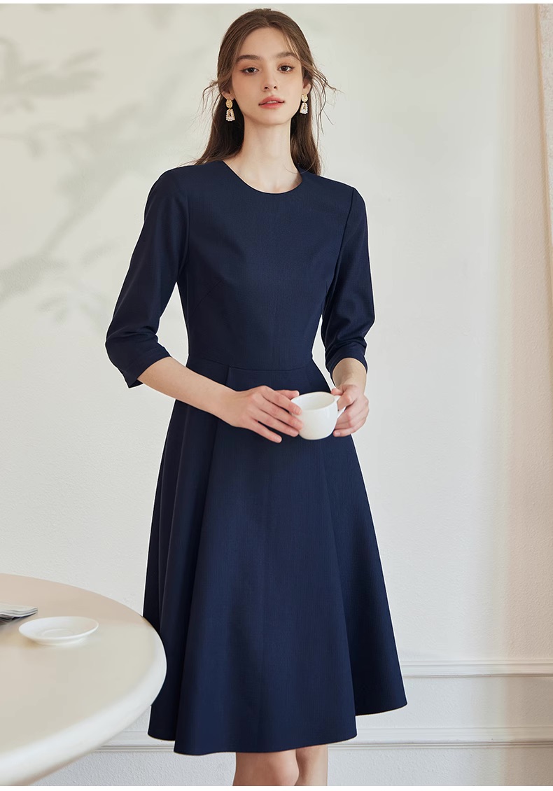 Đầm tay lửng cổ tròn xanh đen xếp xoè