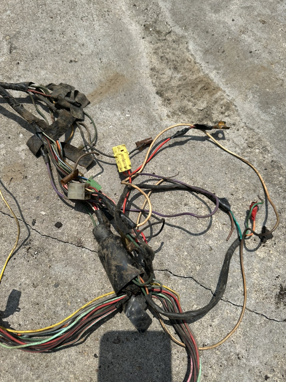 Bộ dây điện honda chaly hàng tháo xe ( jac còn khá đẹp)