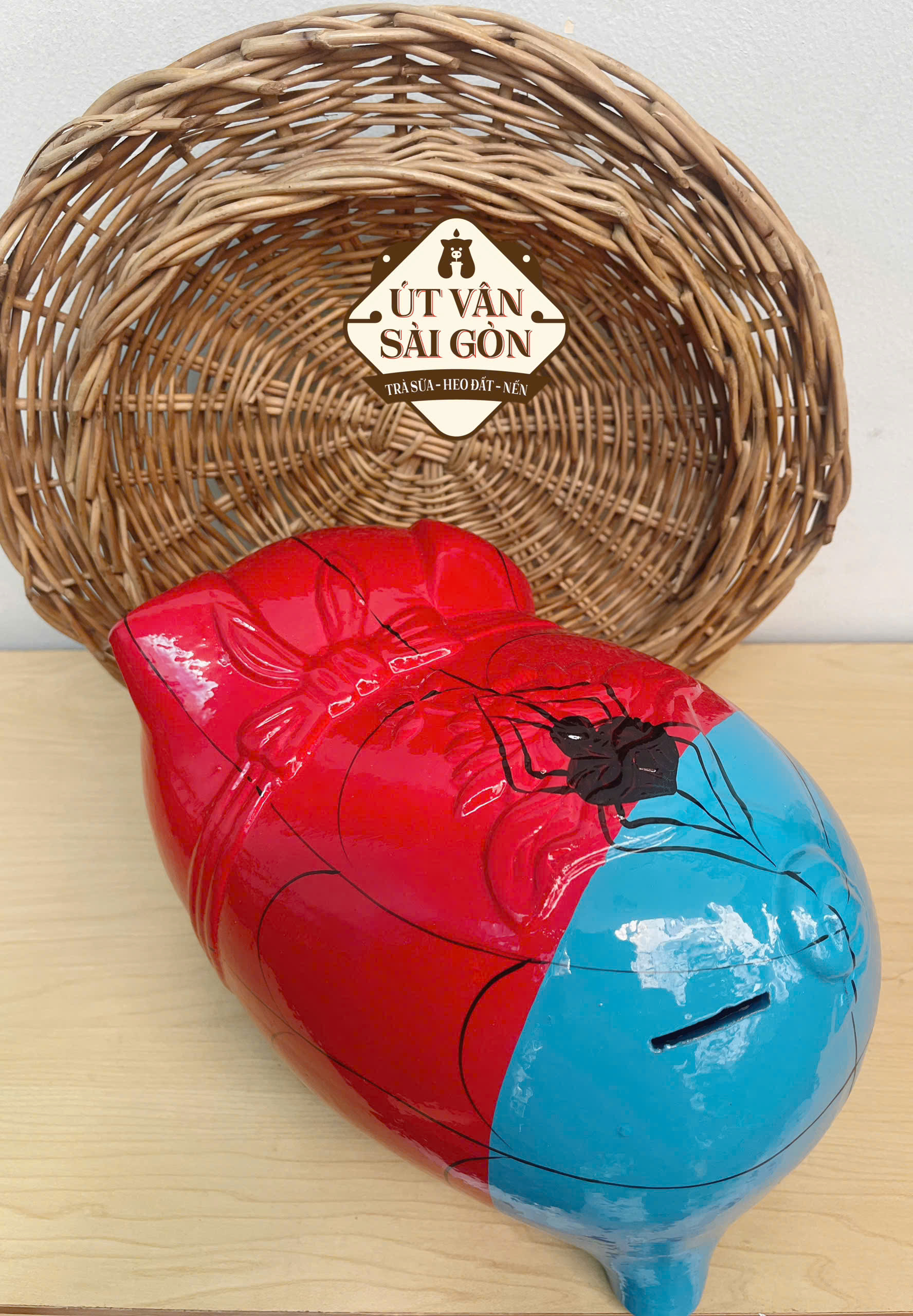 Heo đất tiết kiệm Spiderman size XL ( 28x18x20 )