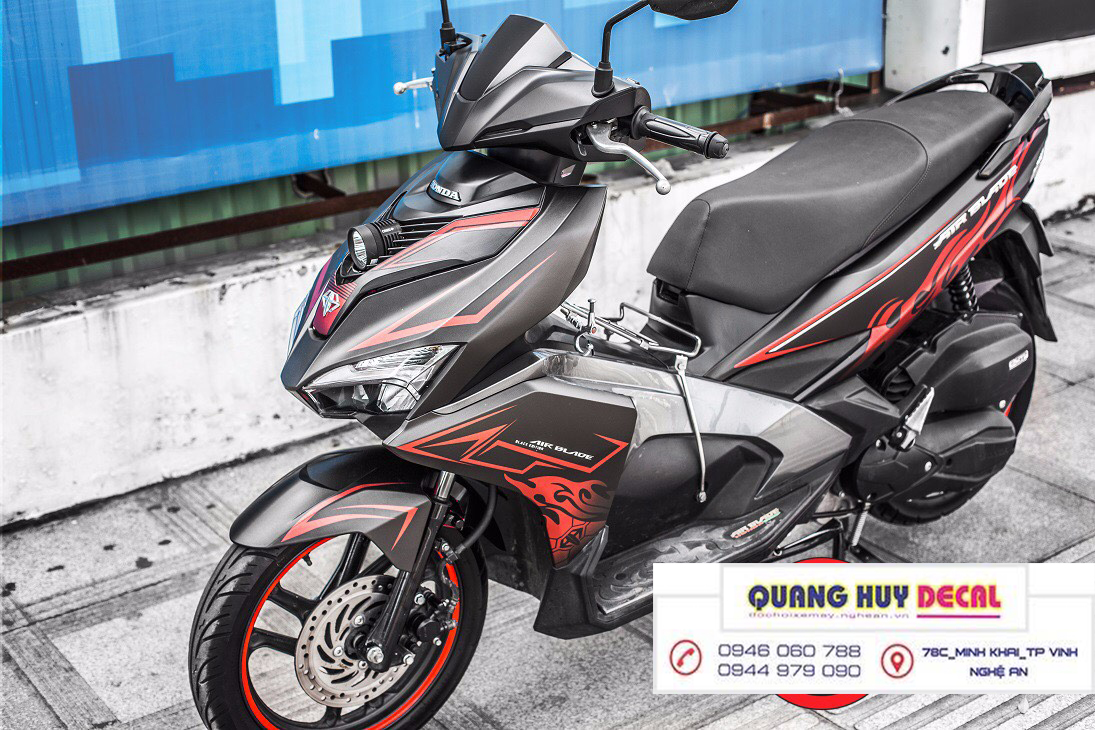 Tem trùm air blade đen chỉ đỏ, tem trùm xe air blade, tem xe ab, tem dán xe máy ab đen chỉ đỏ