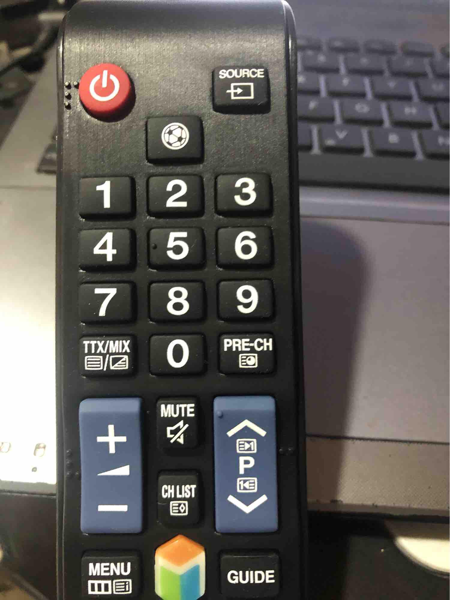 Điều khiển tivi samsung có nút bấm chế độ thể thao