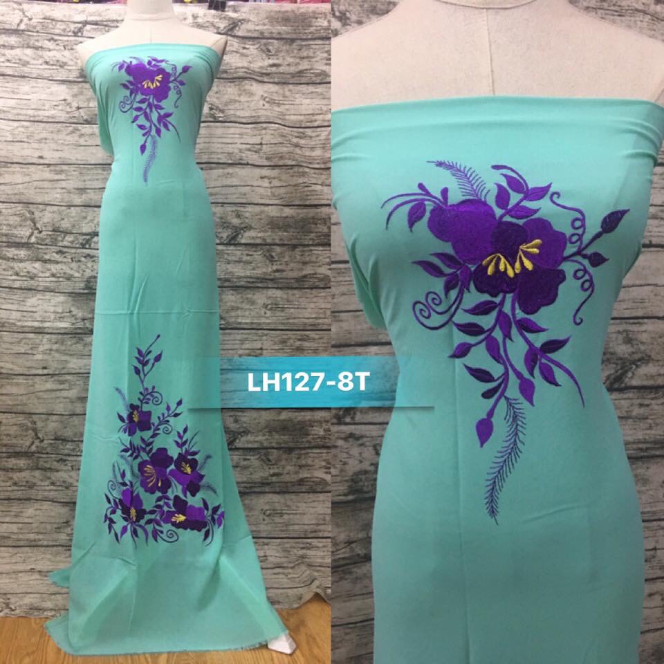 Vải áo dài thêu ( 200k giảm còn 139k/áo) LH127