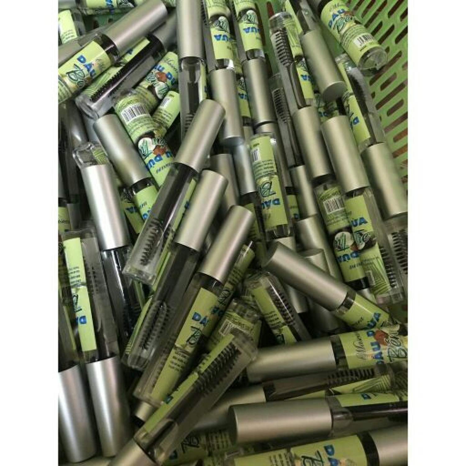 Mascara dầu dừa Bến Tre giúp mi dài rậm