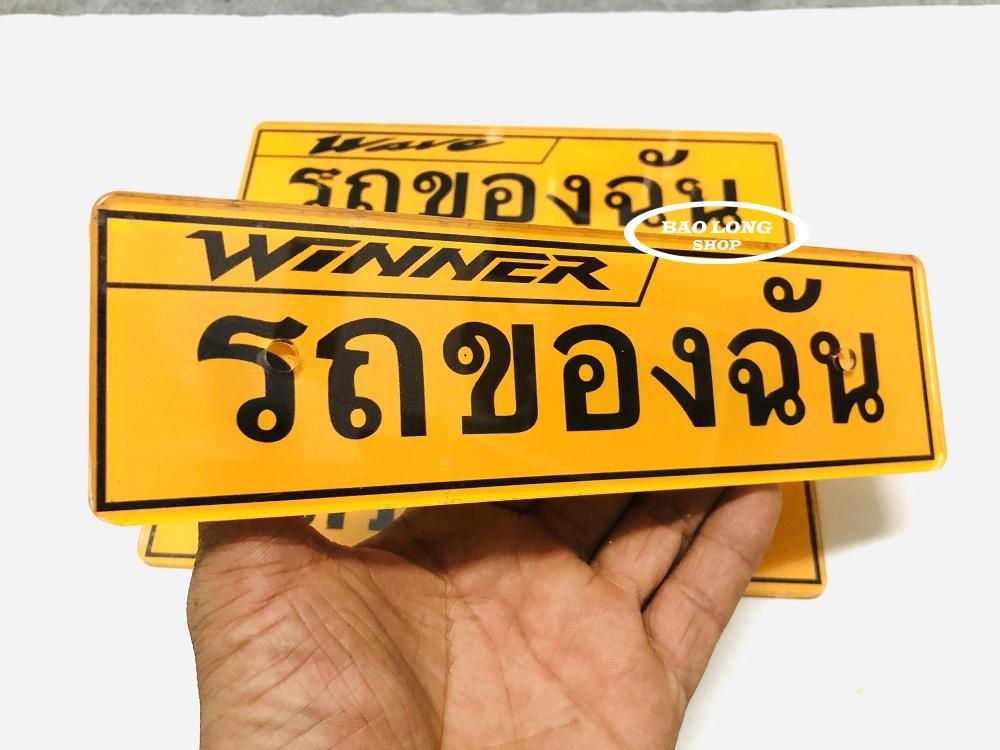 Bảng Tên Thái nhỏ gắn WINNER siêu rẻ