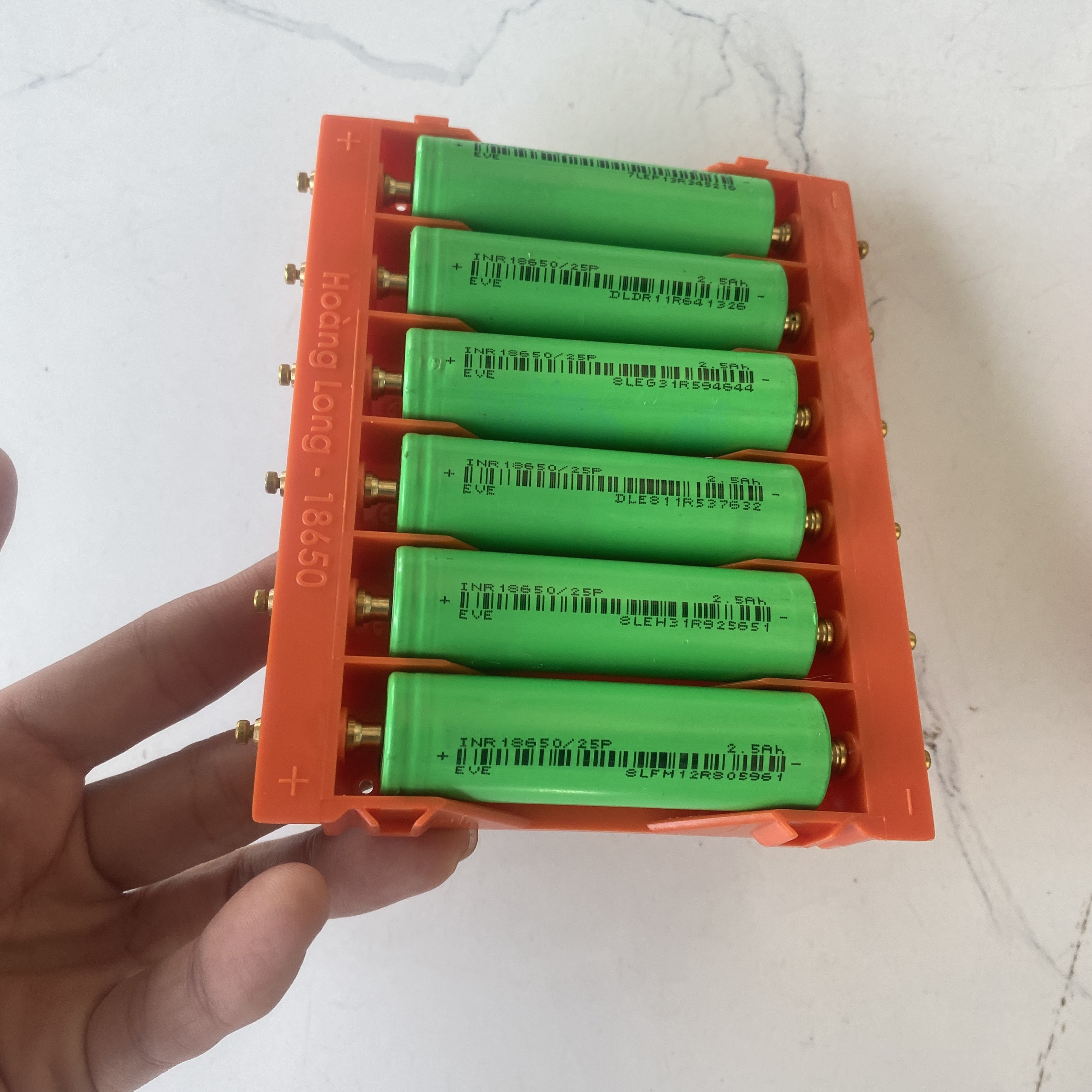 Khay cân bằng pin 18650 VIP màu cam( khay 6 ô)