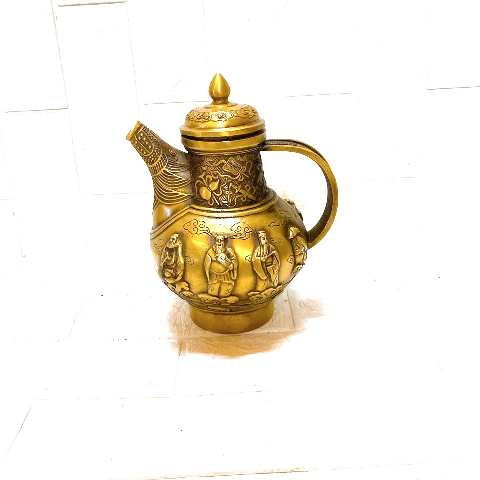 Bình ấm trà cao 22 x 18 cm nặng 1.5 kg chất liệu bằng đồng dầy dặn