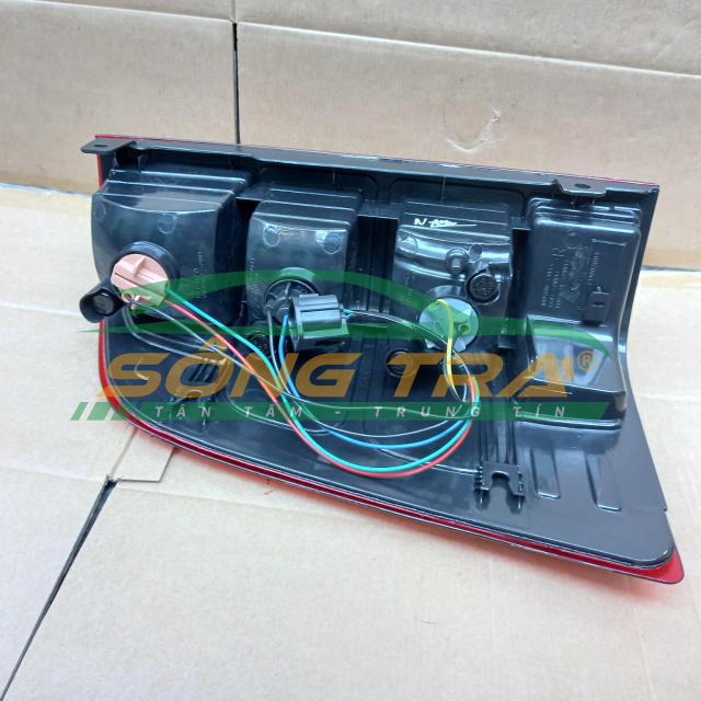 ĐÈN HẬU FORD RANGER