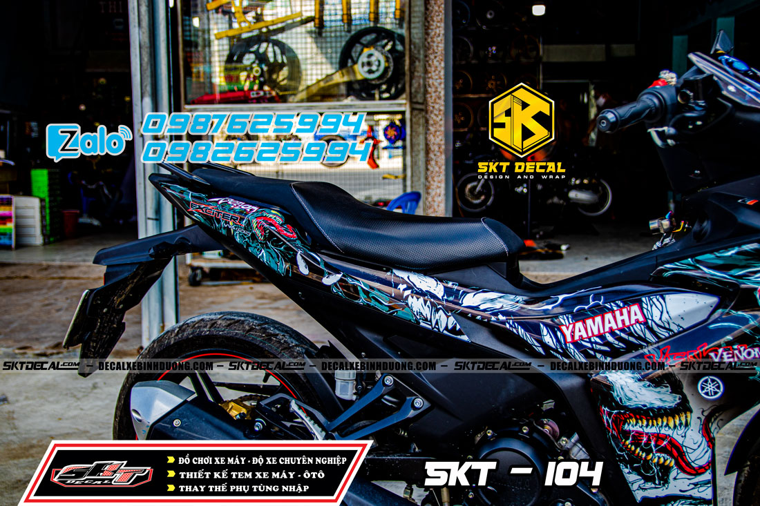 tem trùm exciter 155 đen đỏe bạc venom