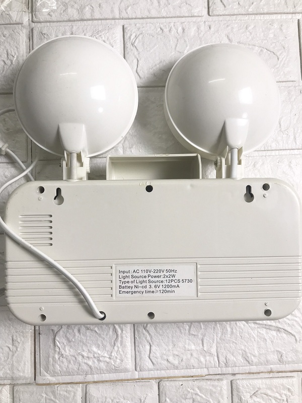 Đèn Chiếu Sáng Khẩn Cấp LED BH