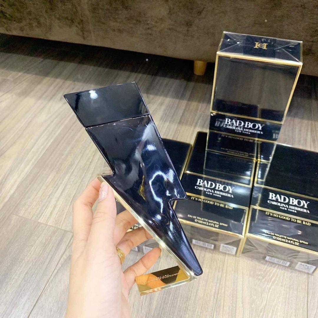 Nước hoa Bad Boy 100ml - nước hoa chiếc guốc nam 100ml