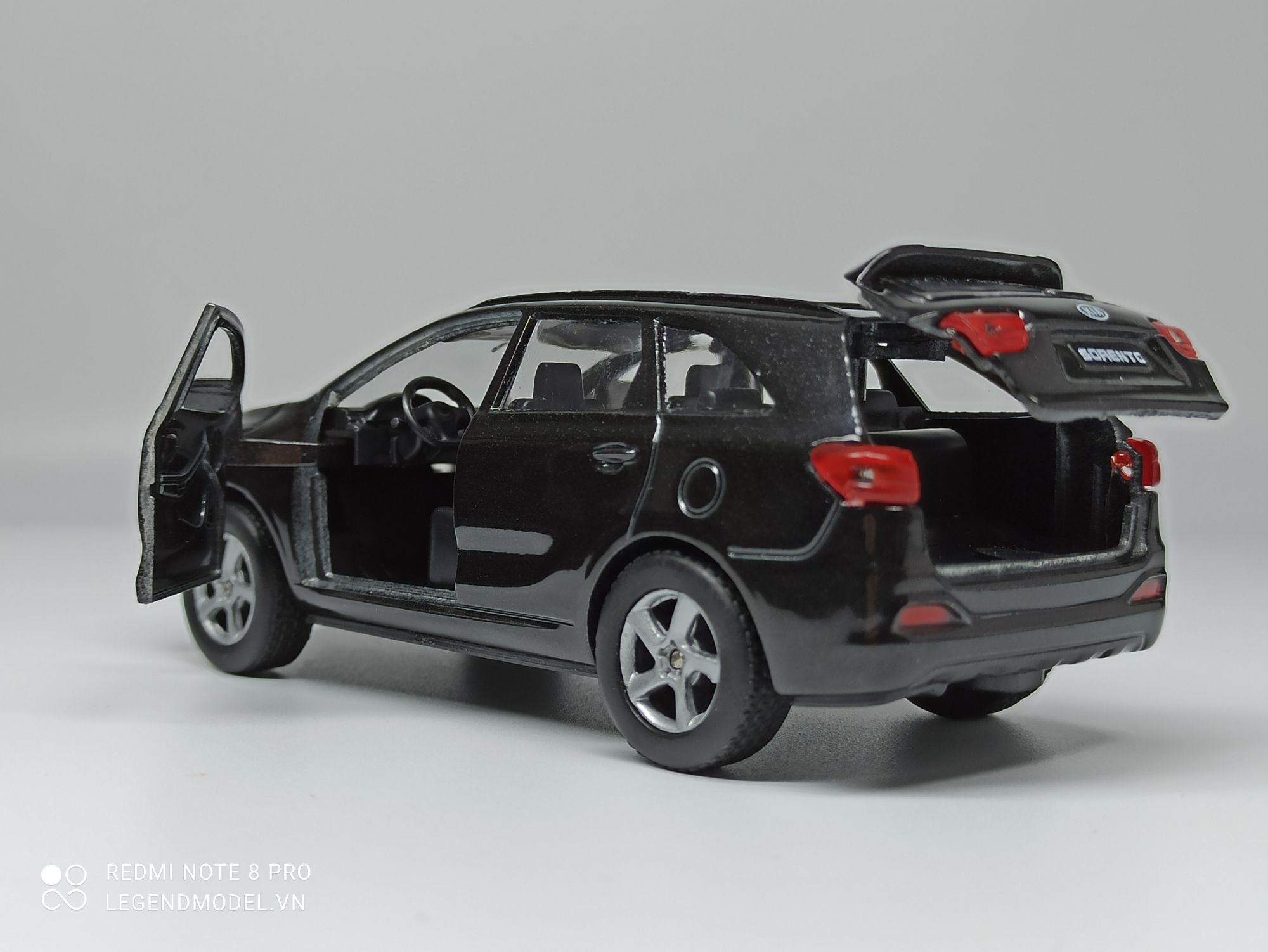 Mô hình xe Kia Sorento