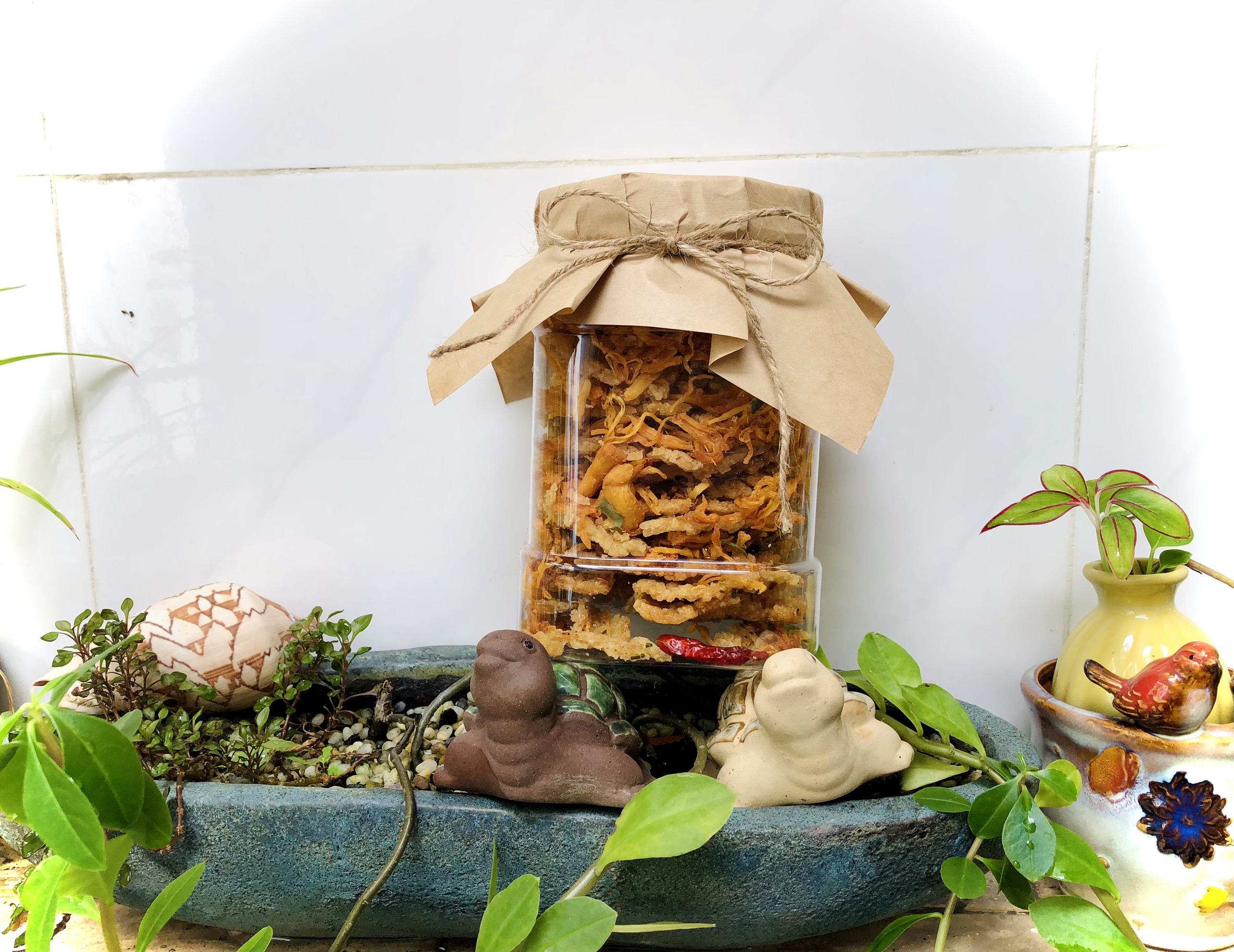 Cơm Cháy Khô Gà Tạp Hóa 365 hộp 500gr