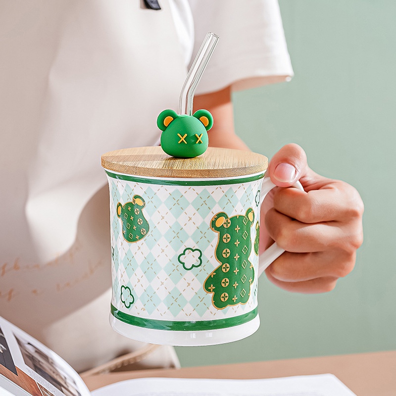Ly sứ Bearbrik cao cấp sang trọng
