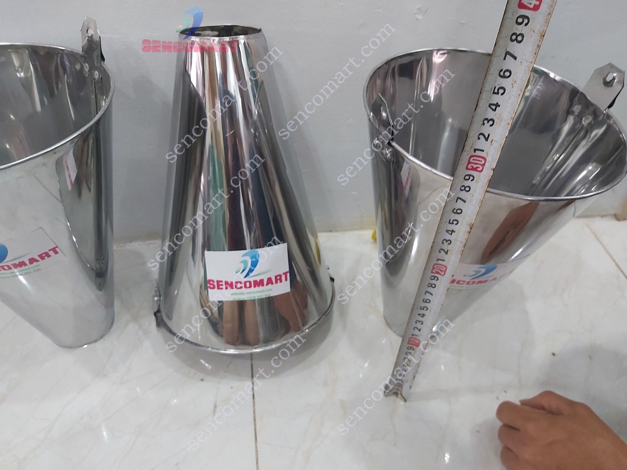 PHỄU CẮT TIẾT GÀ -  VỊT - MÈO INOX