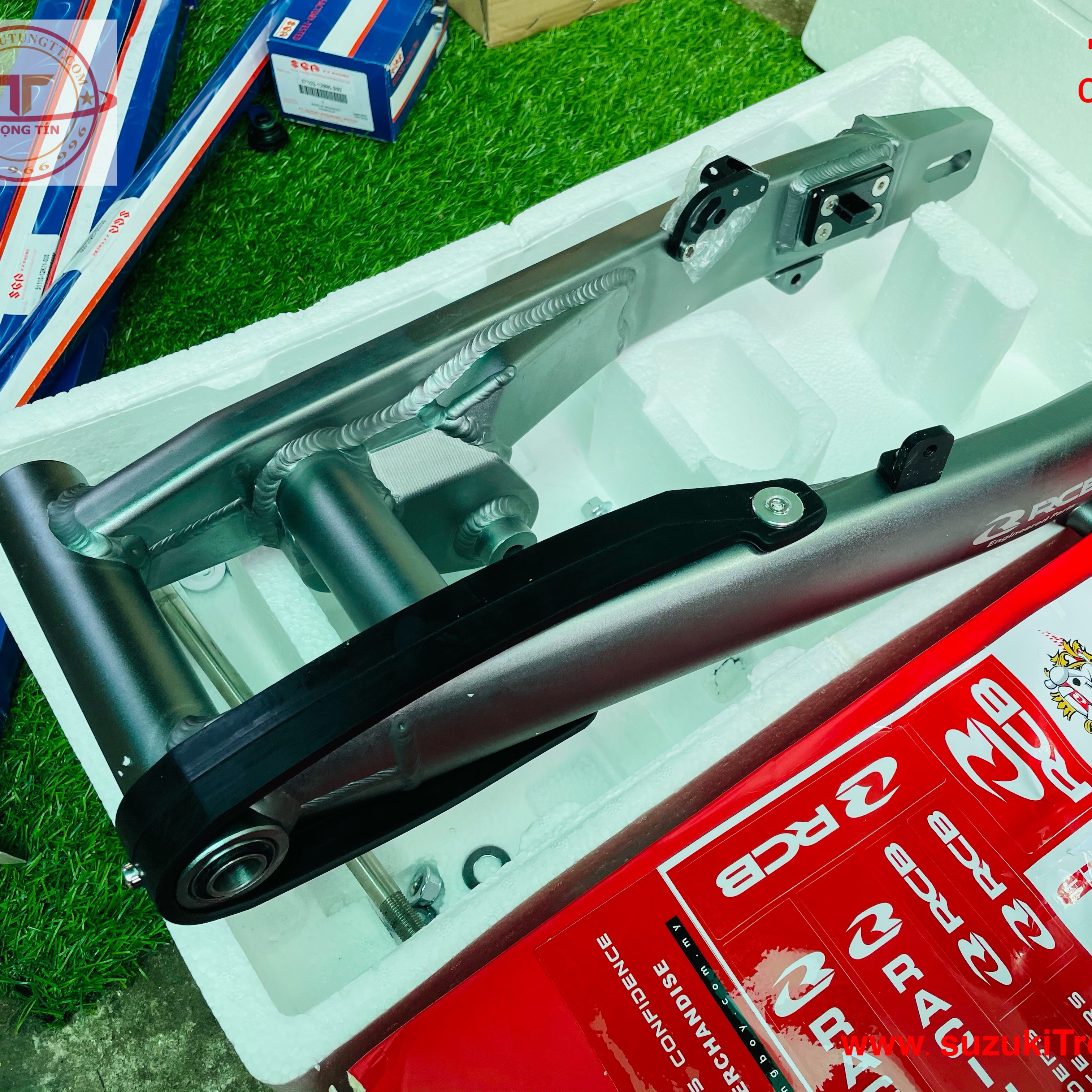 [HCM]Gắp RCB Suzuki Raider Satria Fi [ Tặng cục căn]