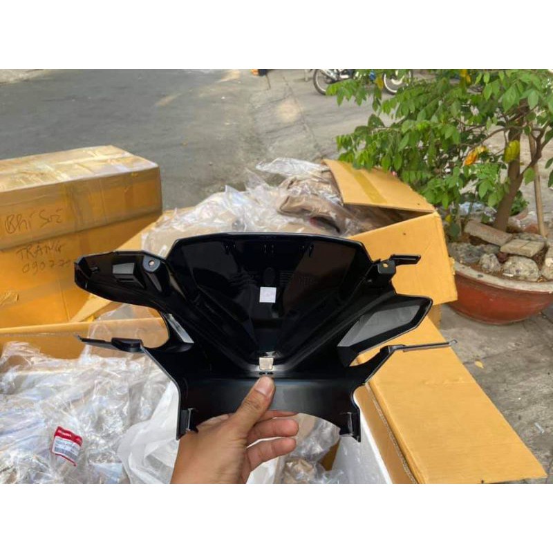 ốp đầu trước vario click 2018-2021