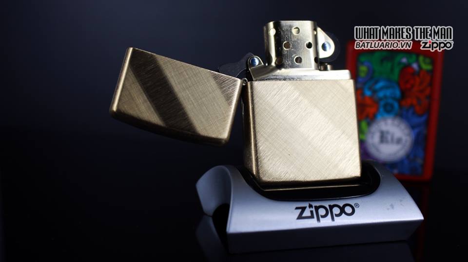 Bật lửa Zippo 29675 – Zippo Diagonal Weave Brass