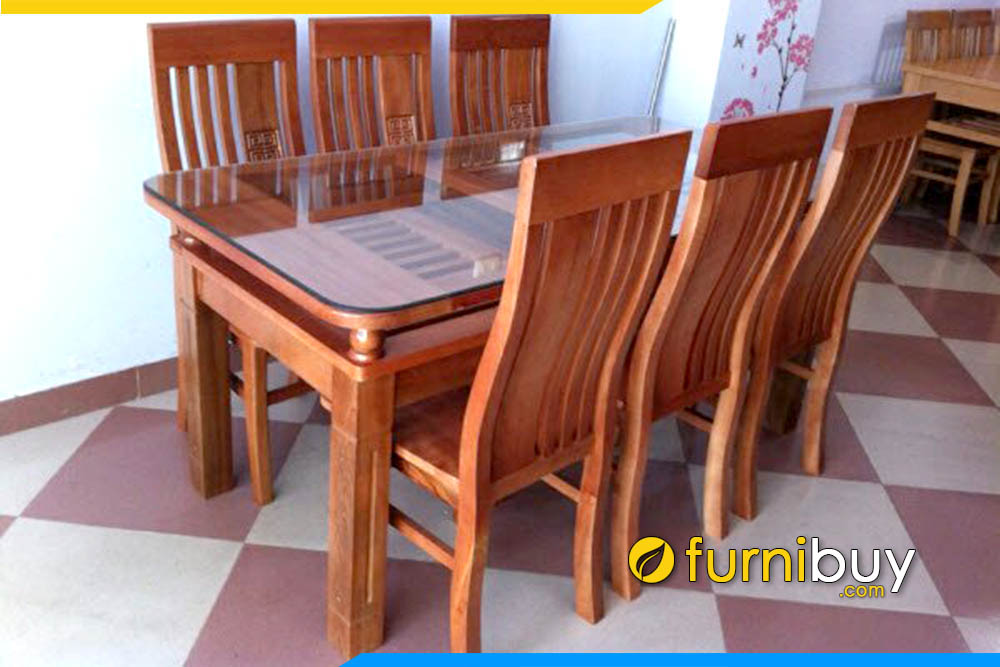 Ghế ăn gỗ sồi Nga - một sự kết hợp hoàn hảo giữa thiết kế hiện đại và kiểu dáng truyền thống. Ghế có độ bền cao và vẻ đẹp đơn giản, sẽ trở thành một chiếc ghế yêu thích trong phòng ăn của bạn.