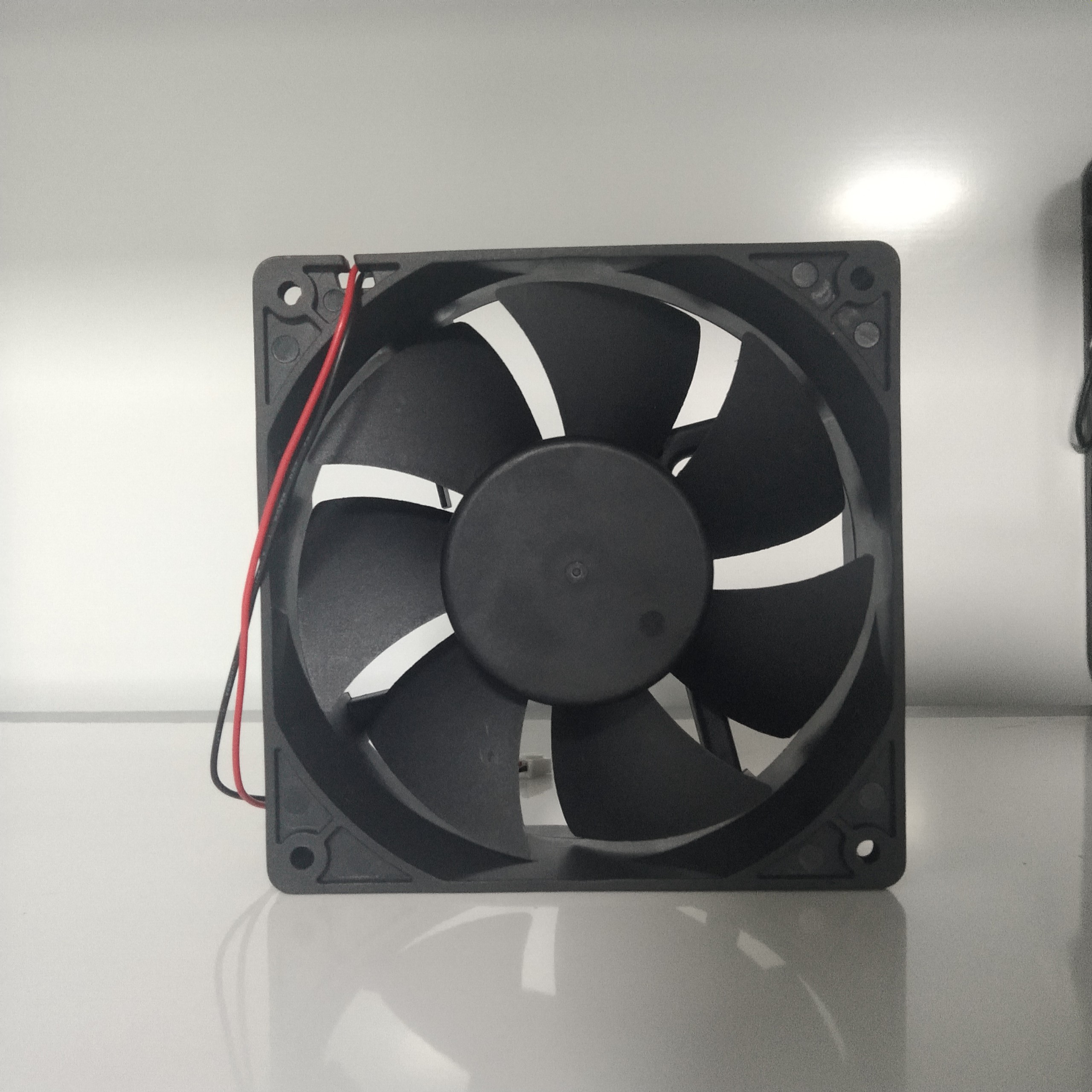 Quạt tản nhiệt 12*12*3.8cm 24V  0.35A