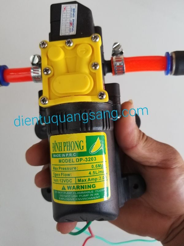 Máy bơm nước mini 12v-