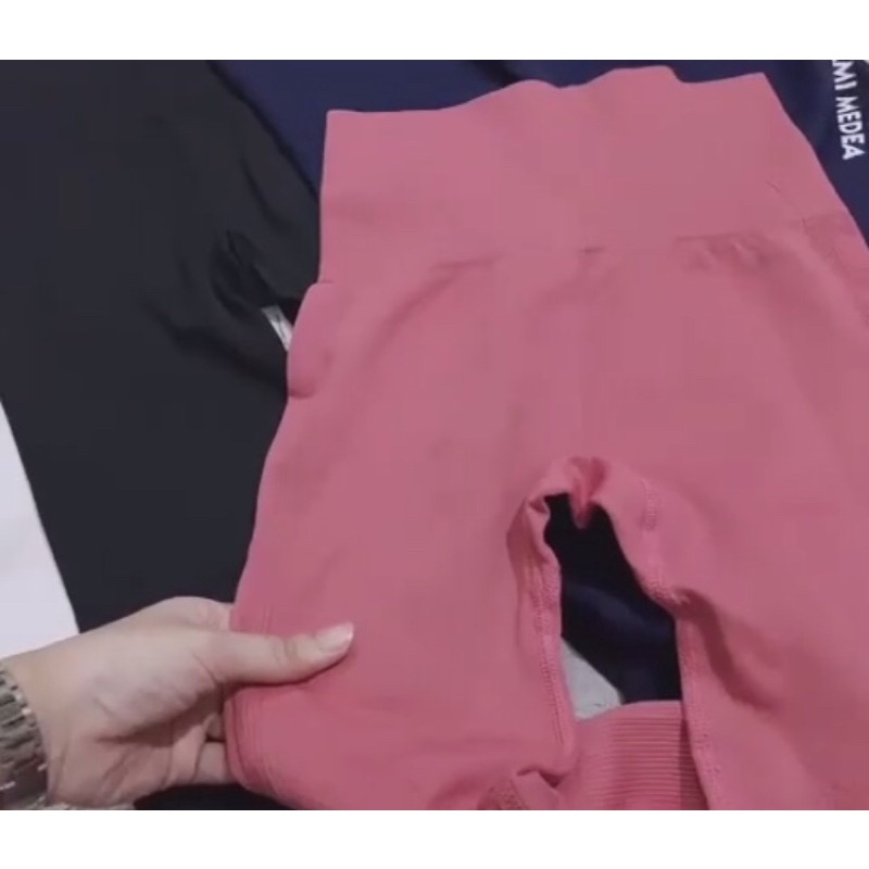 Quần legging nâng Mông, quần tập thể thao