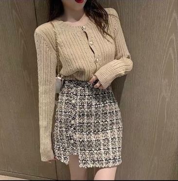 SET ÁO LEN CÚC NGỌC CHÂN VÁY DẠ TIỂU THƯ
