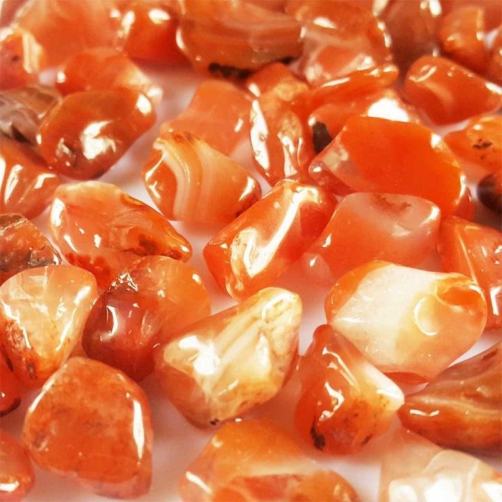 Trang trí bể cá mini bằng vụn đá mã não tự nhiên 100%