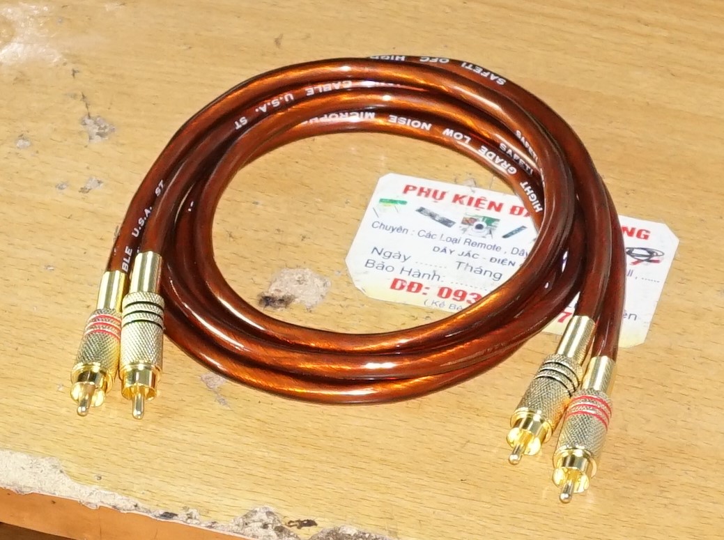 dây AV loại tốt jack vàng dài 1,5m