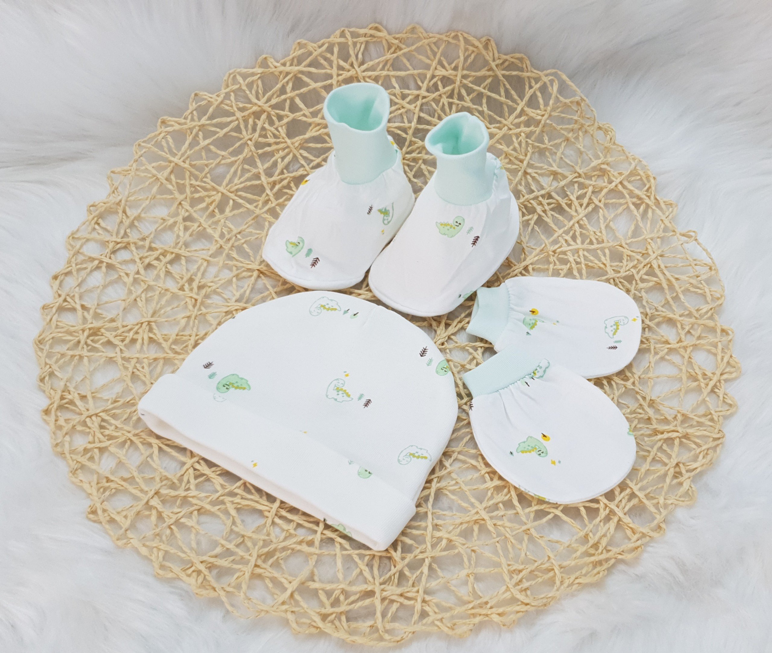 Set nón bao tay chân sơ sinh Cun con