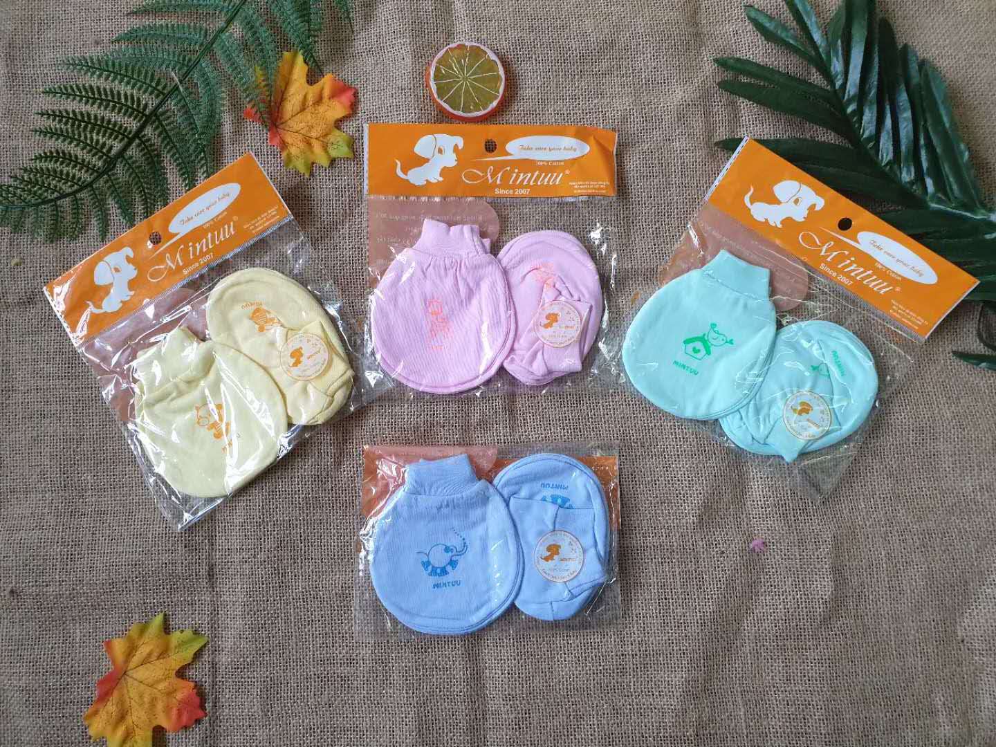 combo 2 set bao tay bao chân bo màu Mintuu
