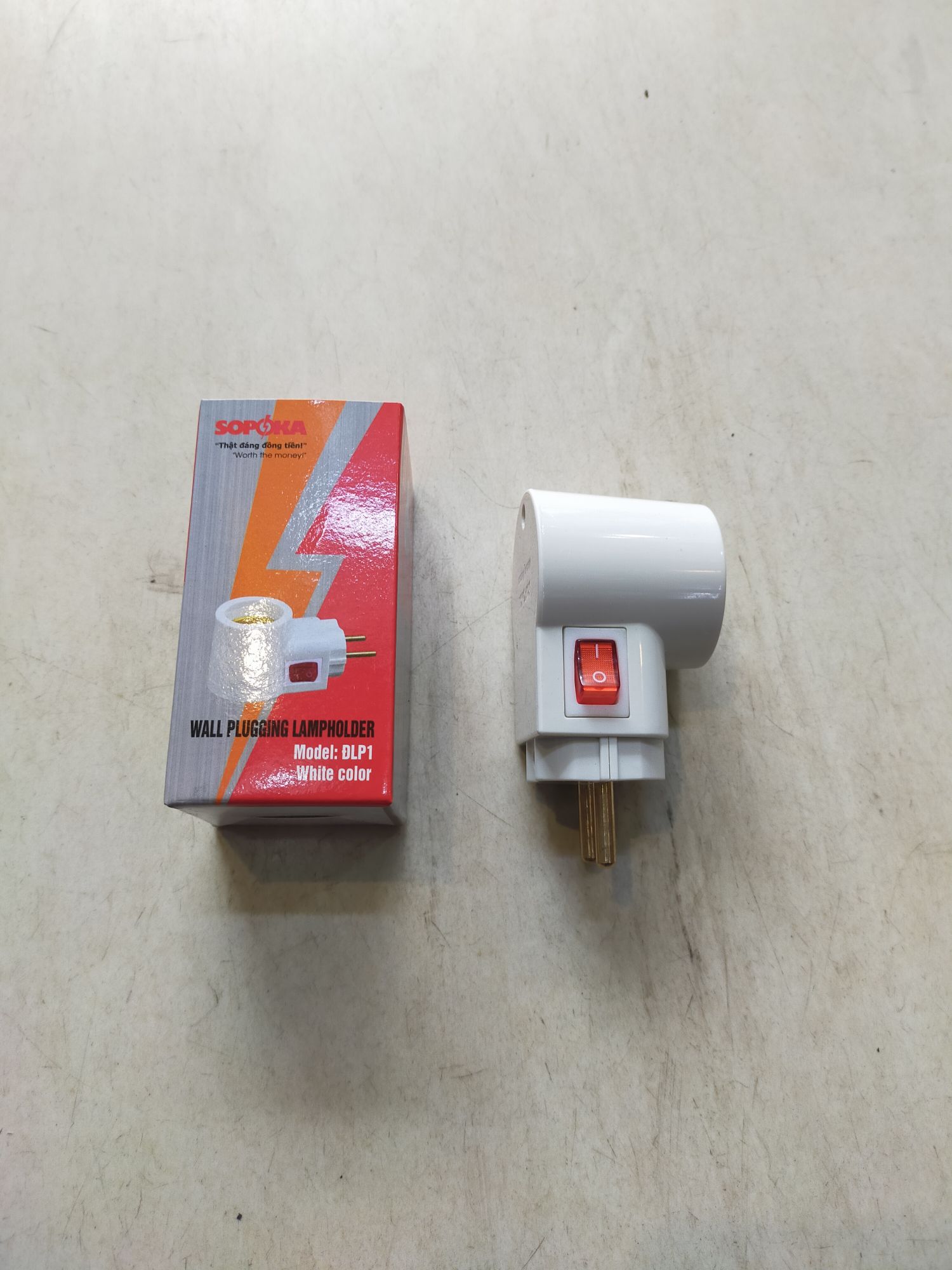 Phích cắm liền đui e27 có công tắc