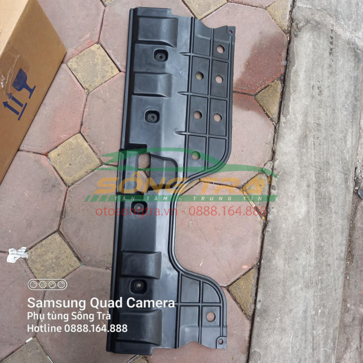 Chắn bùn gầm kia carens. giá 1 miếng